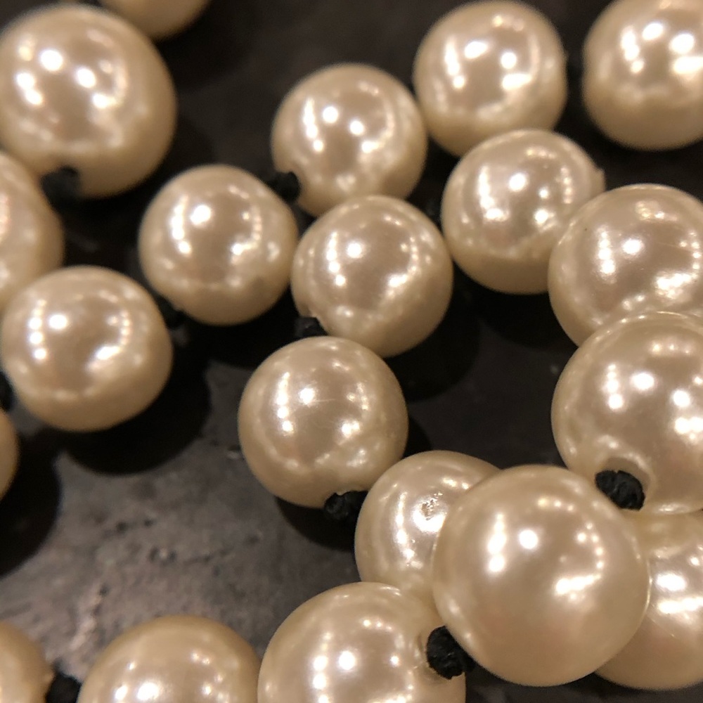 White House Black Market Long Pearl Necklace - Picture 4 of 4